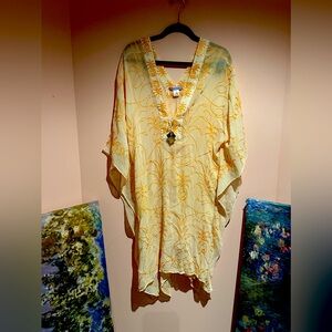 Lotty Mustique silk beach cover